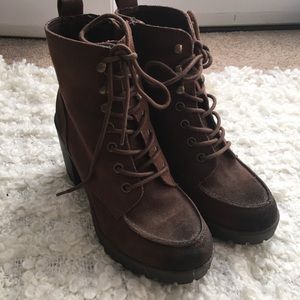 BDG boots